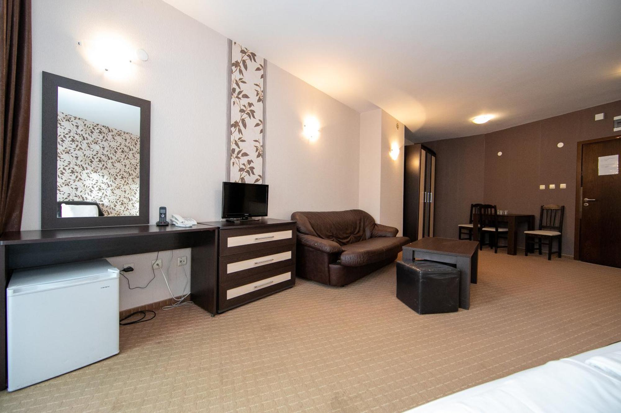 Hotel Iceberg Borovets Exterior photo
