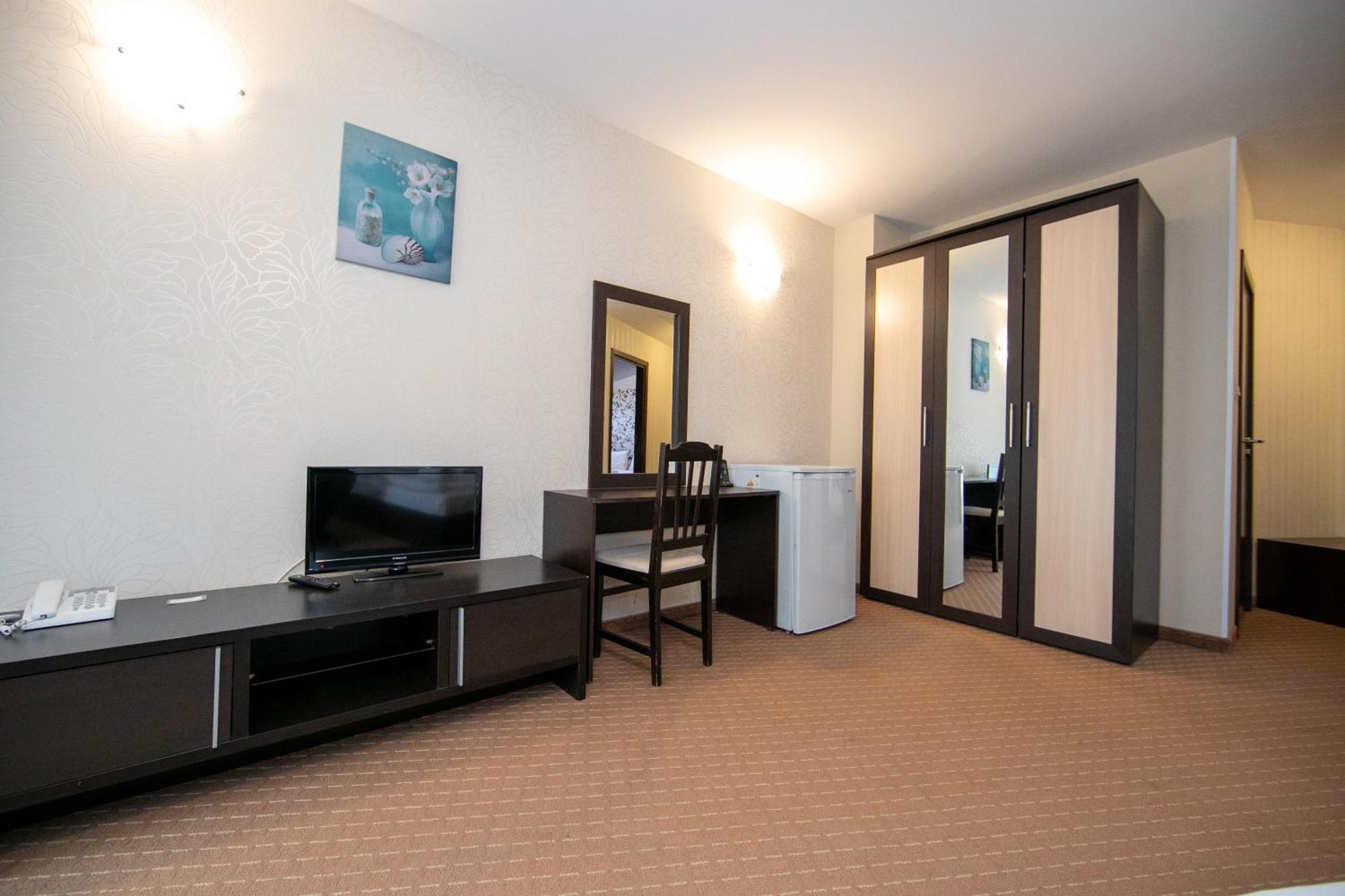 Hotel Iceberg Borovets Exterior photo