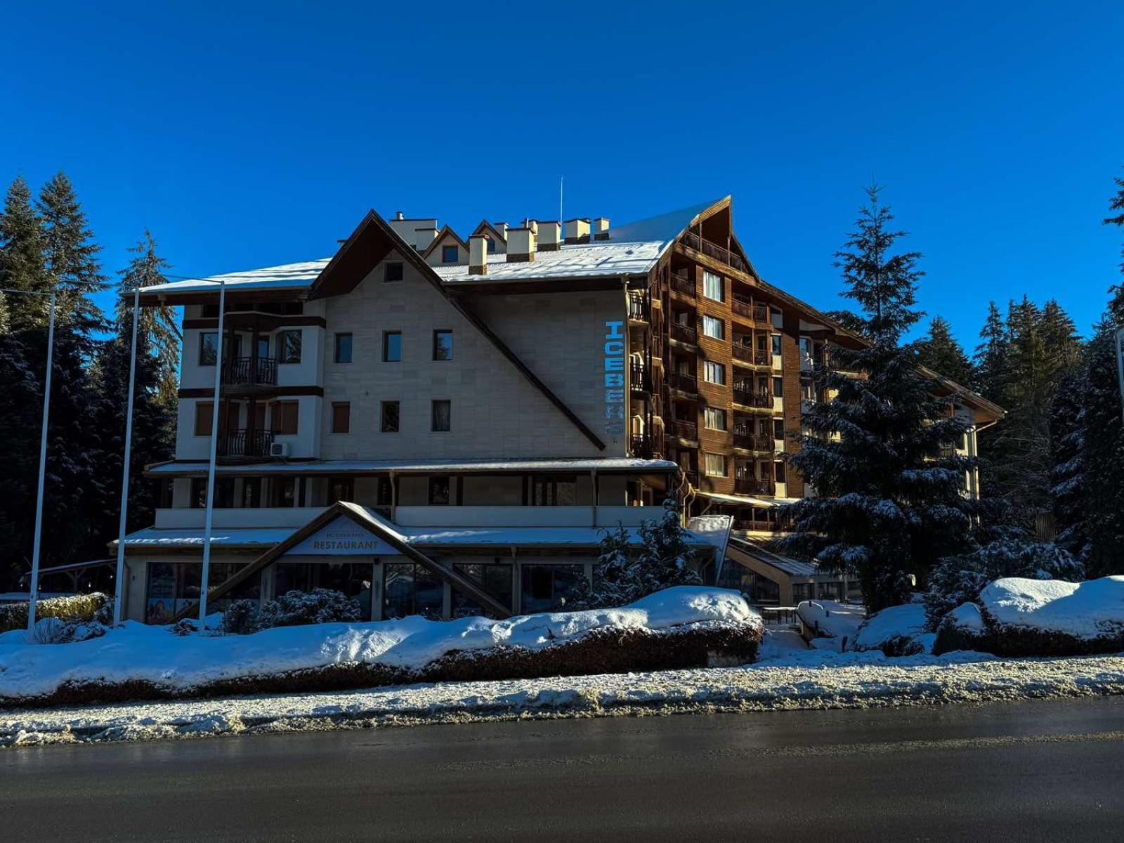 Hotel Iceberg Borovets Exterior photo
