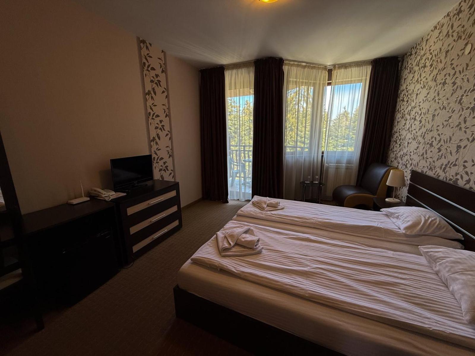 Hotel Iceberg Borovets Exterior photo
